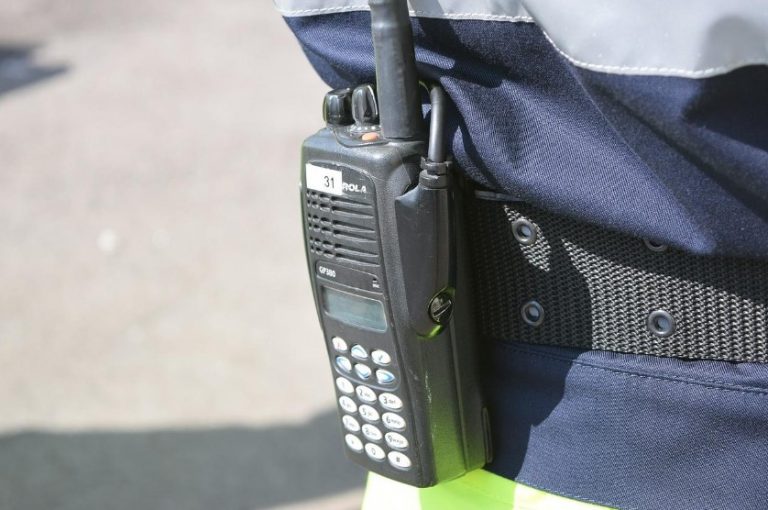 Entendendo o alcance de rádio comunicador de 1000 km. Mitos e realidades