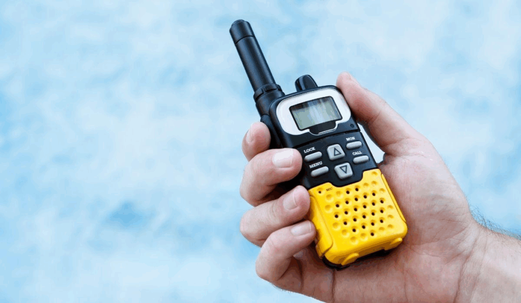 Uso de repetidores para rádio comunicador.